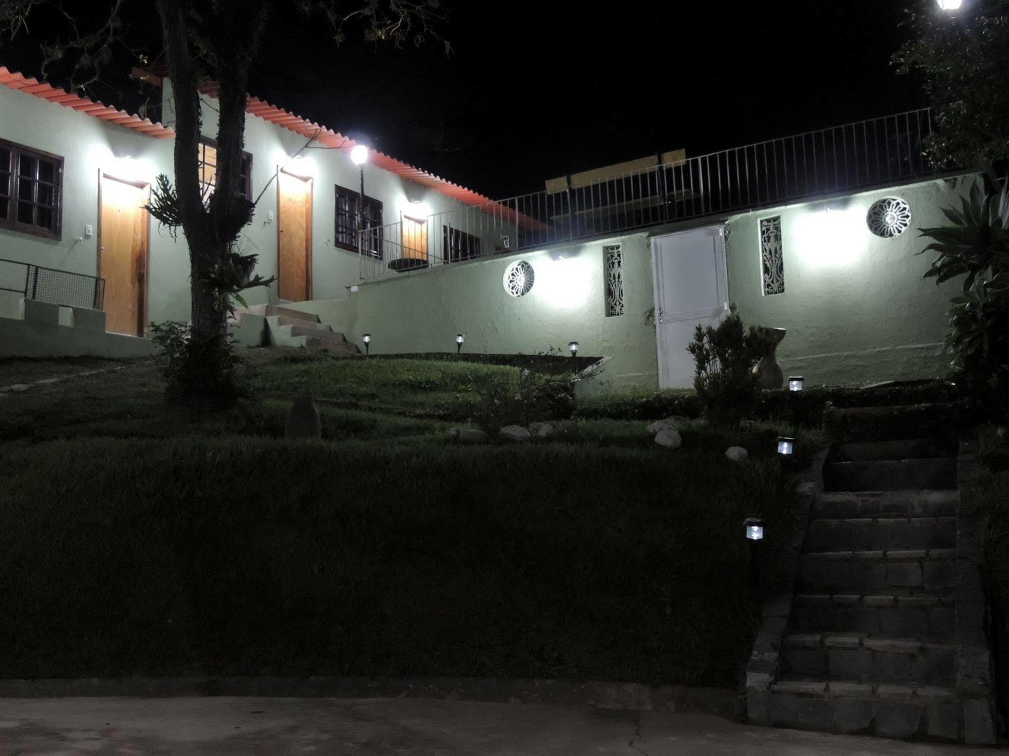 Pousada Xato Miguel Pereira Exterior photo
